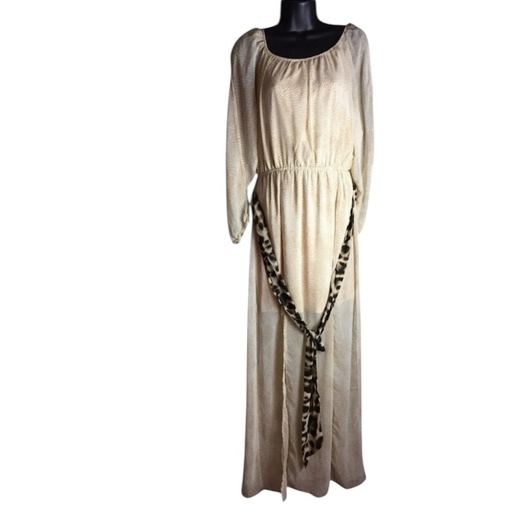 🆕 JEALOUS TOMATO Animal Print Cold Shoulder Long Sleeve Maxi Dress Size M
